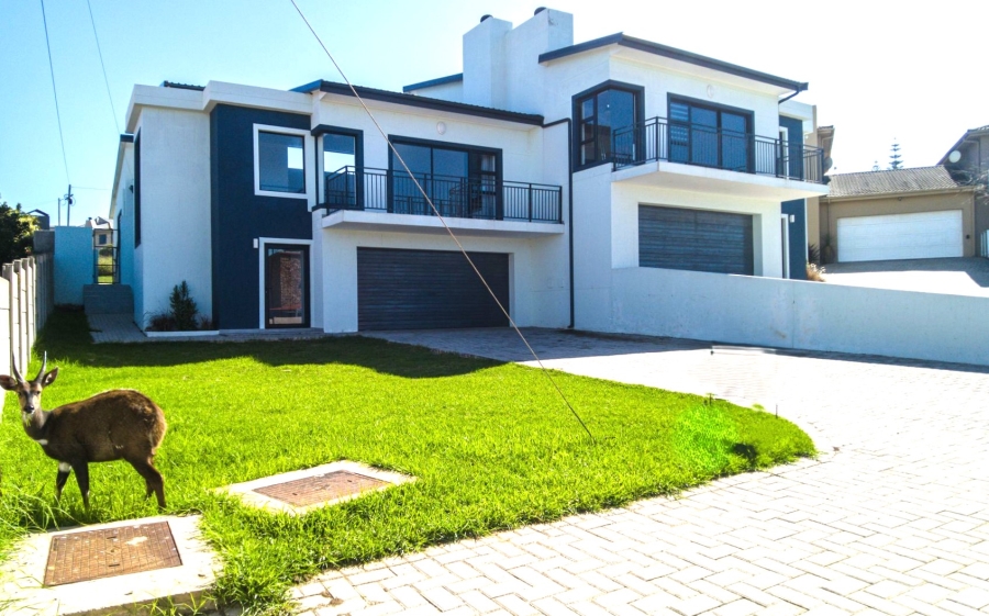 3 Bedroom Property for Sale in Dana Bay Western Cape